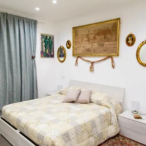 Casa vacanze First House Posillipo, Napoli